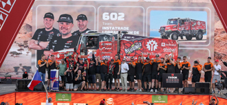 InstaForex loprais team photo